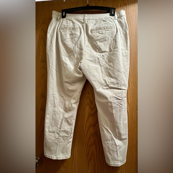 CJ Banks Size 16WP Signature Slimming Jeans - Picture 2 of 4